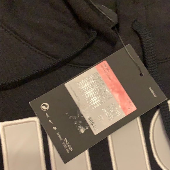 Men’s Nike hoodie NWT - Picture 3 of 3